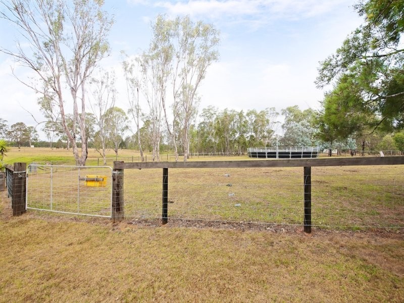 40 Mockingbird Road, Pheasants Nest NSW 2574