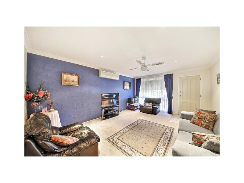 4/10 Windeyer Street, Thirlmere NSW 2572