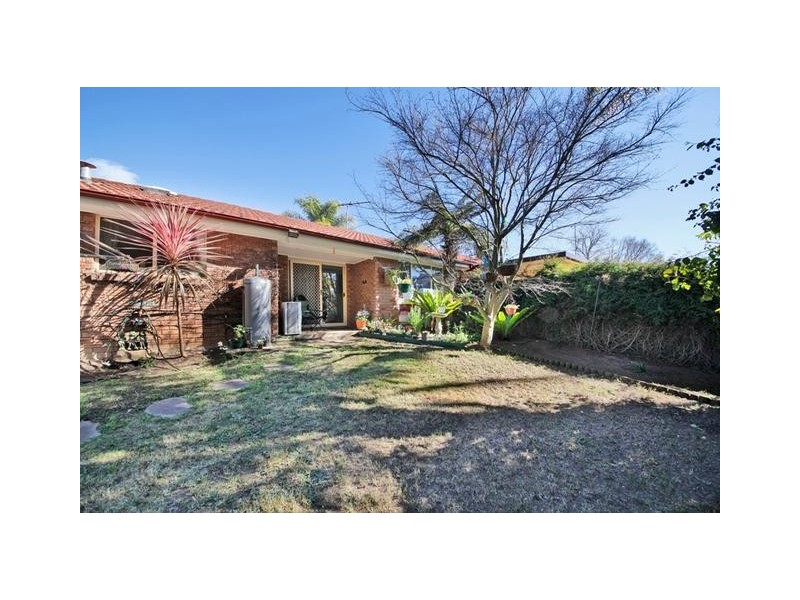 4/10 Windeyer Street, Thirlmere NSW 2572