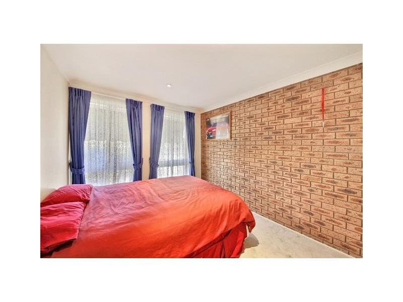 4/10 Windeyer Street, Thirlmere NSW 2572