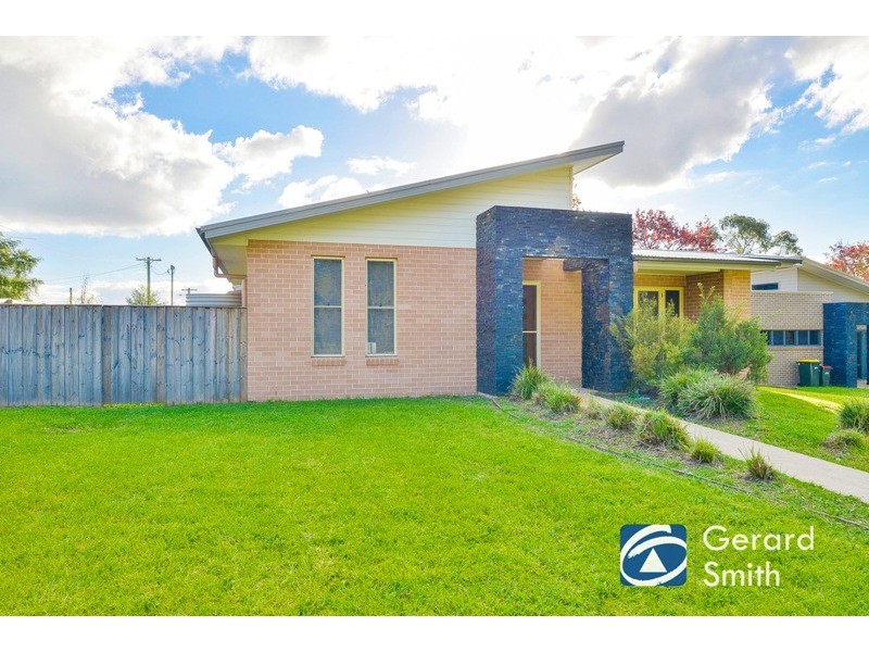 2/37-39 West Parade, Hill Top NSW 2575