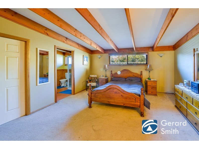 5 Pearce Street, Hill Top NSW 2575