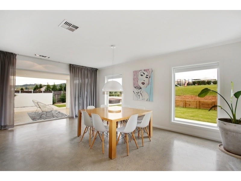 4 Stargard Crescent, Picton NSW 2571