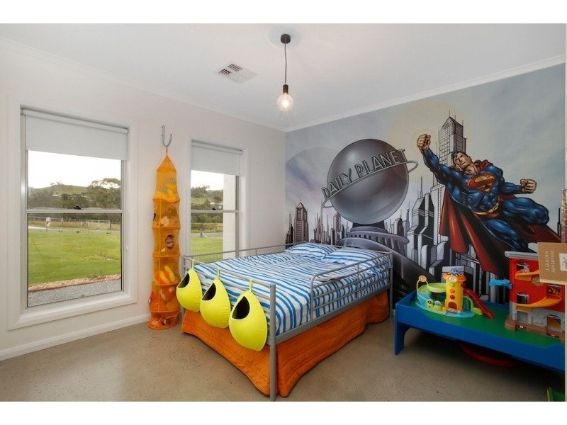 4 Stargard Crescent, Picton NSW 2571