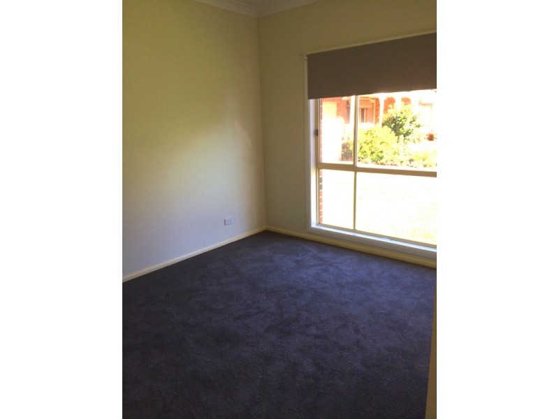 5C Huen Place, Tahmoor NSW 2573