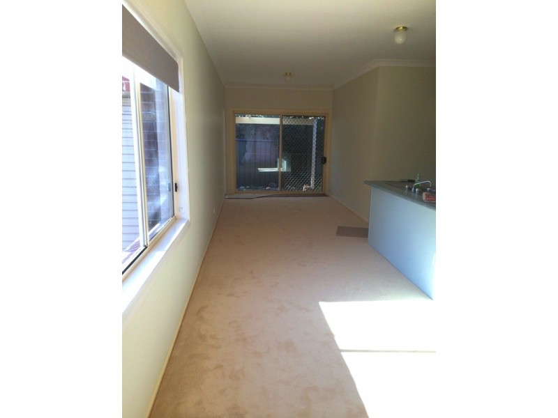 5C Huen Place, Tahmoor NSW 2573