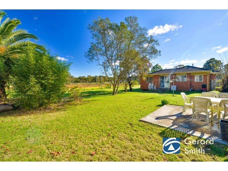 78 Thirlmere Way, Tahmoor NSW 2573