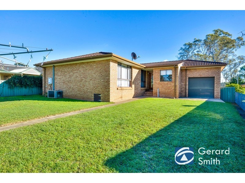 30 Struan Street, Tahmoor NSW 2573