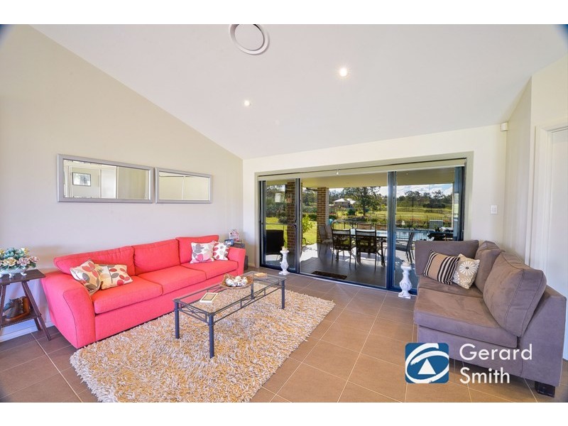 9 Estonian Road, Thirlmere NSW 2572
