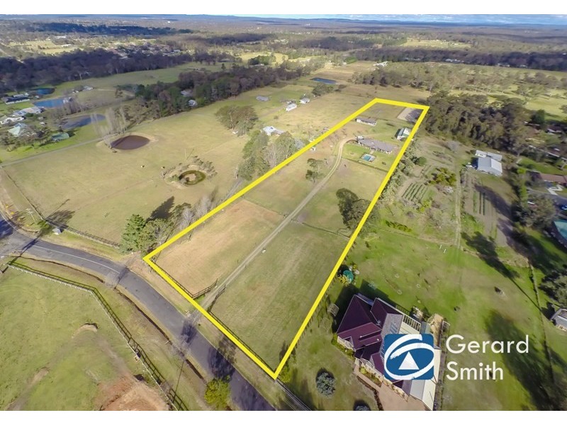 9 Estonian Road, Thirlmere NSW 2572