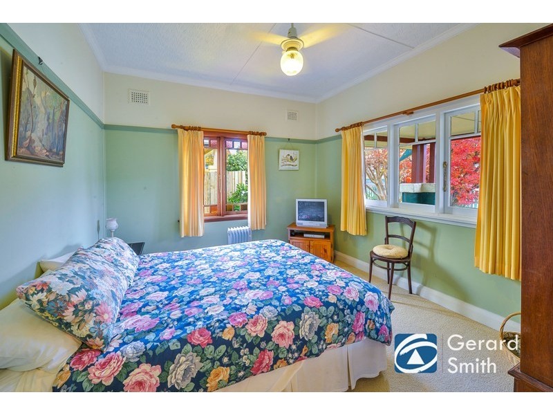242 Argyle Street, Picton NSW 2571