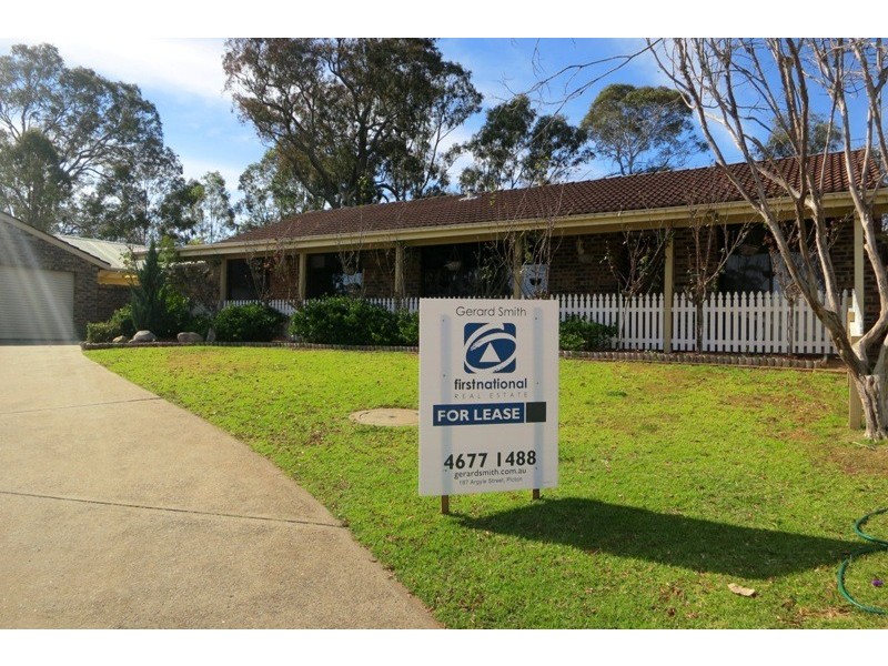 22 Thompson Place, Camden South NSW 2570