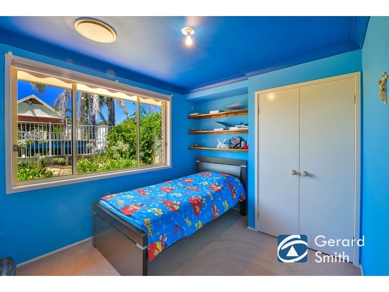 8 Westbourne Avenue, Thirlmere NSW 2572