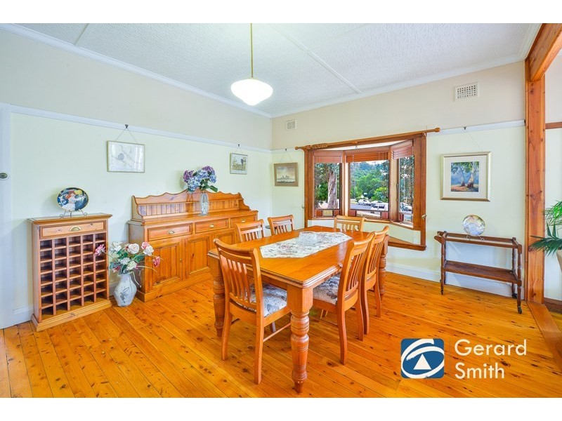242 Argyle Street, Picton NSW 2571