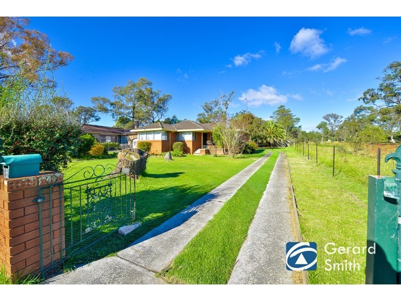 78 Thirlmere Way, Tahmoor NSW 2573