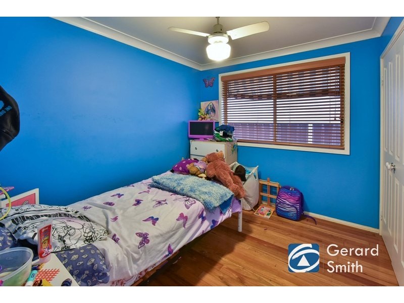 4 Davis Place, Thirlmere NSW 2572