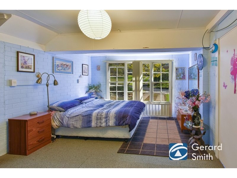 2 Heathcote Street, Picton NSW 2571