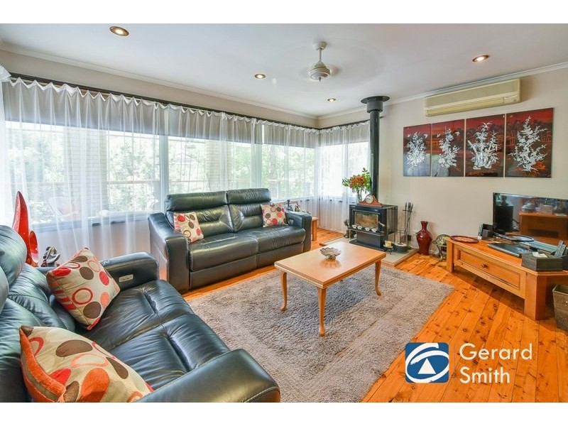 5 Mitchell Place, Douglas Park NSW 2569