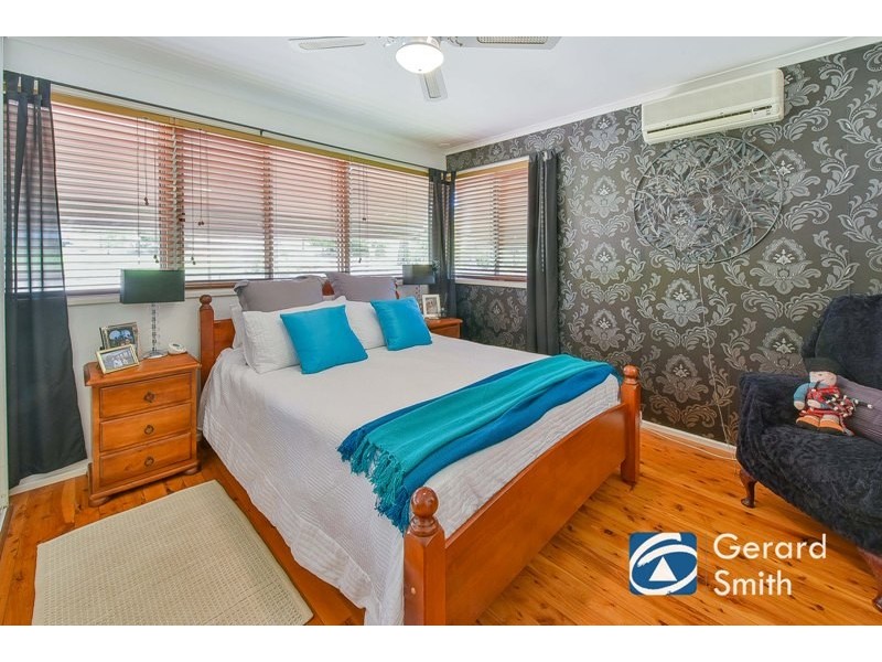 5 Mitchell Place, Douglas Park NSW 2569