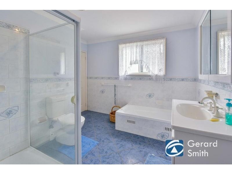 14 Dunlop Place, Picton NSW 2571