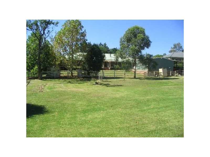 13-15 Park AVENUE, Tahmoor NSW 2573