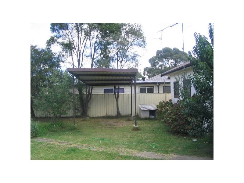 20 Rita Street, Thirlmere NSW 2572