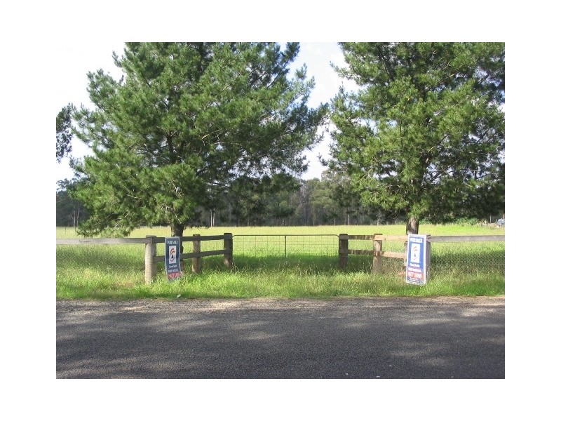 Pheasants Nest NSW 2574