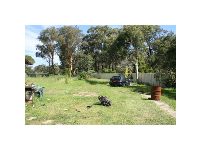 20 Rita Street, Thirlmere NSW 2572