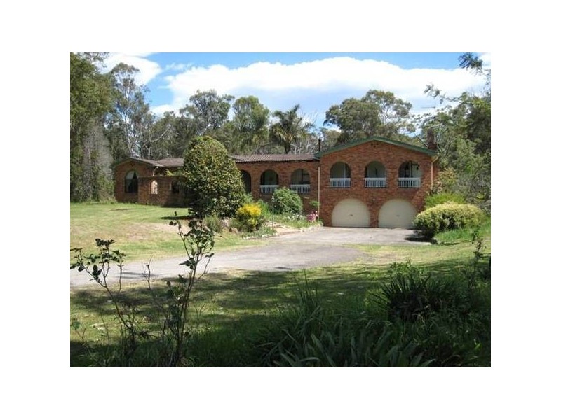 155 Oaks Road, Thirlmere NSW 2572