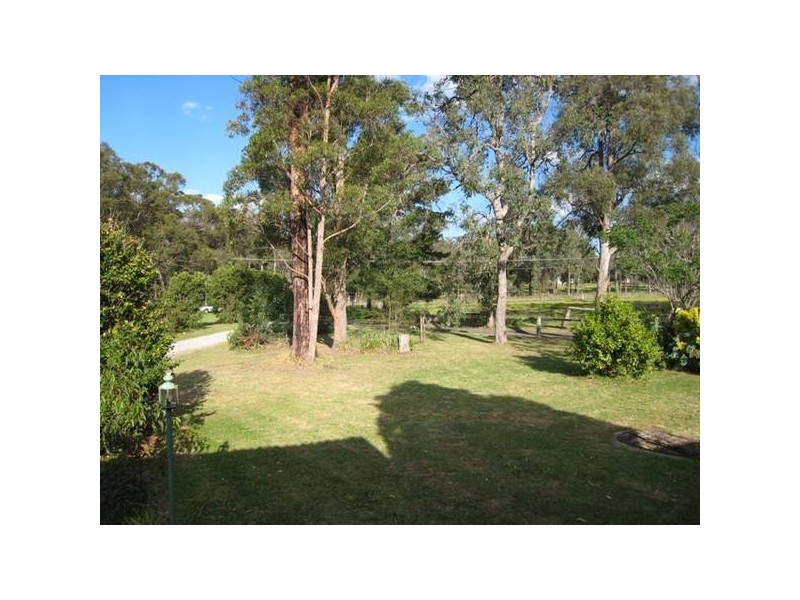 155 Oaks Road, Thirlmere NSW 2572