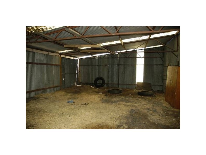 155 Oaks Road, Thirlmere NSW 2572