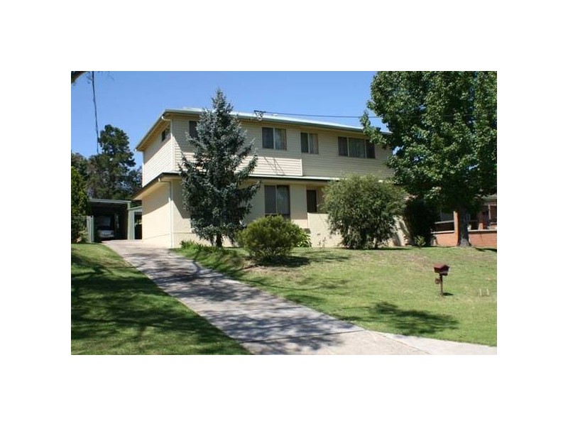 7 Haddon Place, Picton NSW 2571