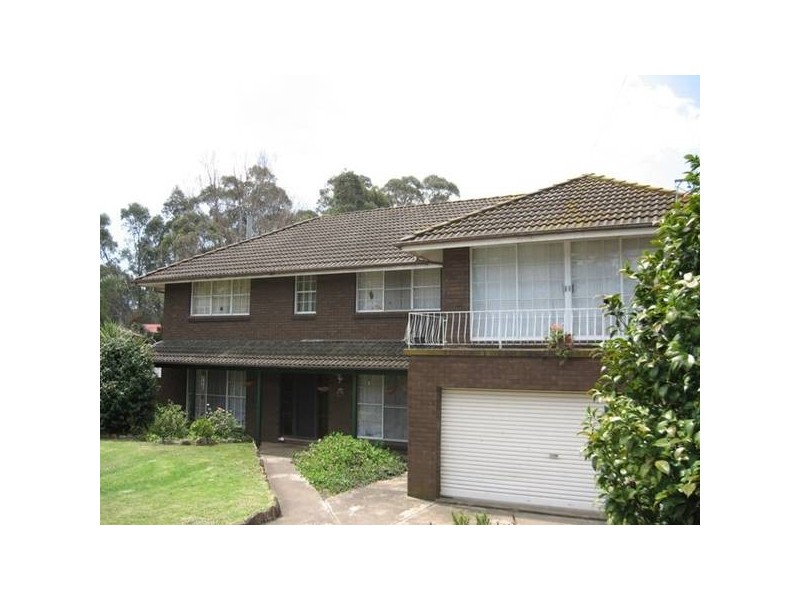 1 Robyn Place, Tahmoor NSW 2573