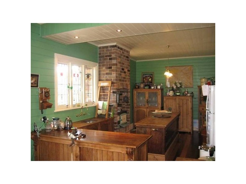 18 Antill Street, Picton NSW 2571