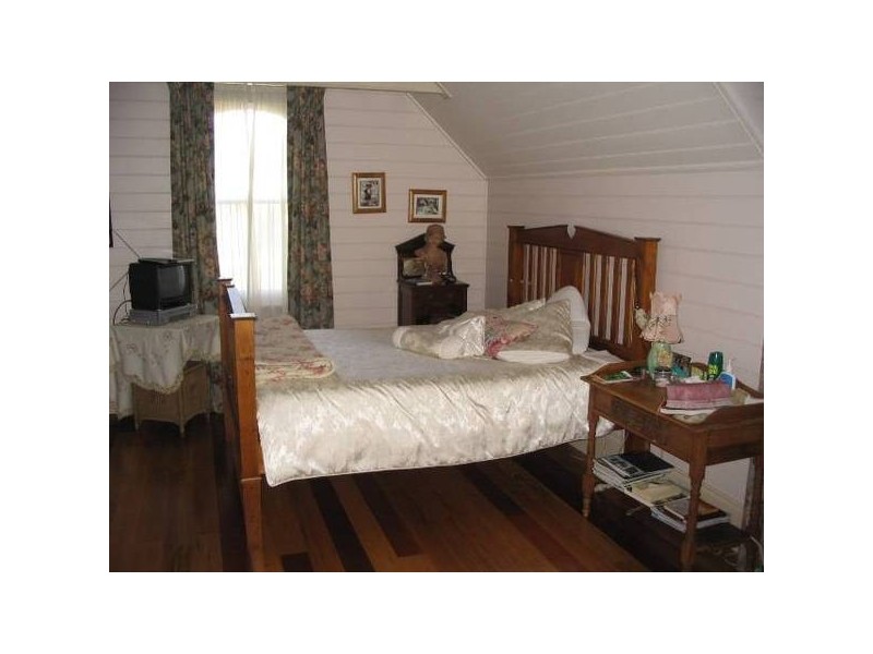 18 Antill Street, Picton NSW 2571