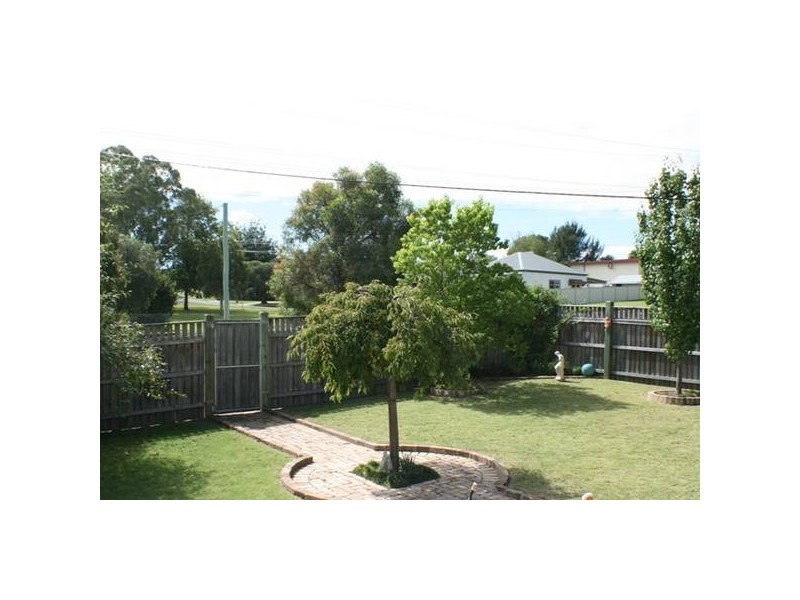 18 Antill Street, Picton NSW 2571