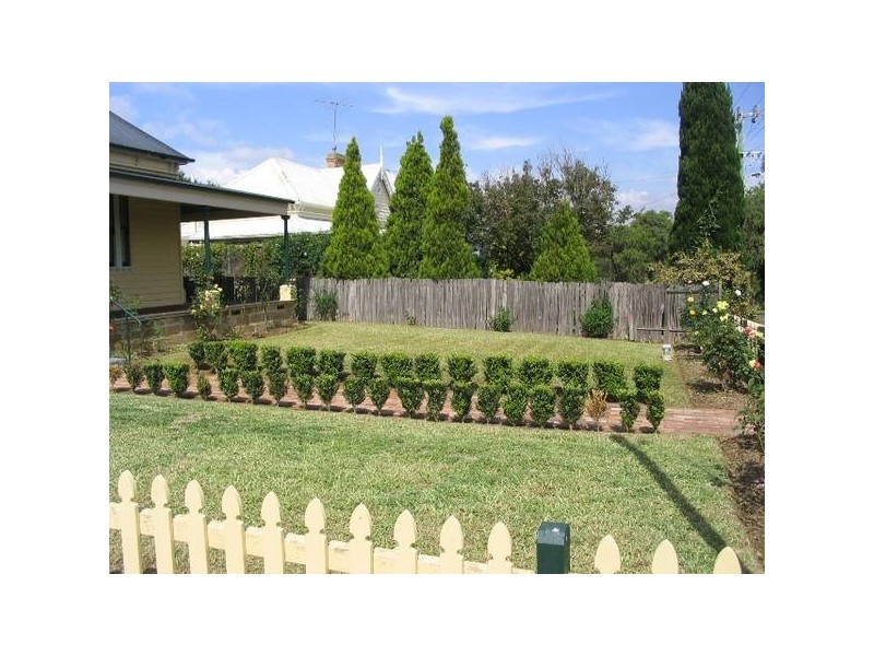 36 Wild Street, Picton NSW 2571