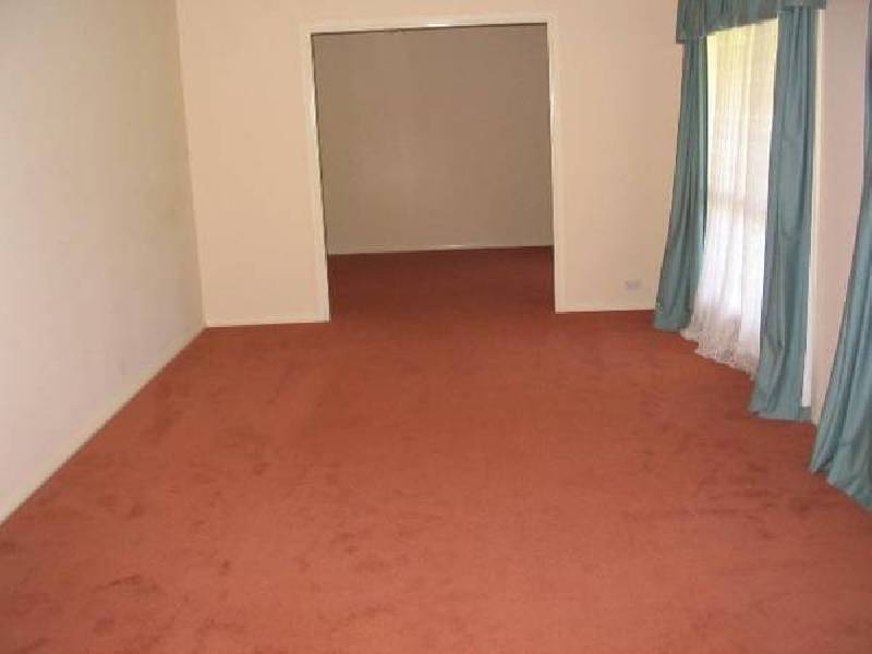 85 Myrtle Creek Avenue, Tahmoor NSW 2573