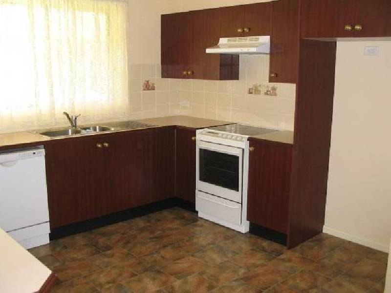 85 Myrtle Creek Avenue, Tahmoor NSW 2573