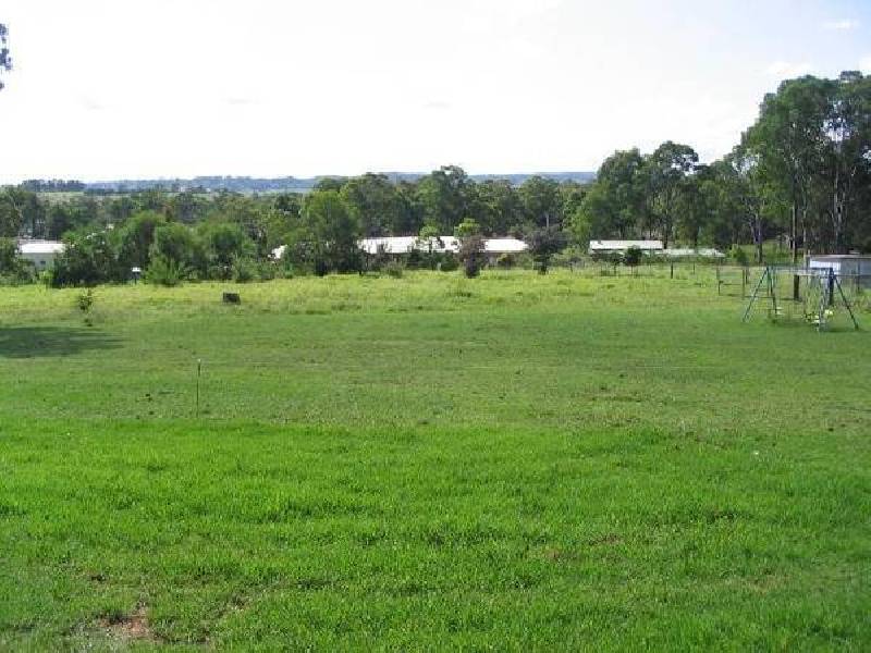 85 Myrtle Creek Avenue, Tahmoor NSW 2573