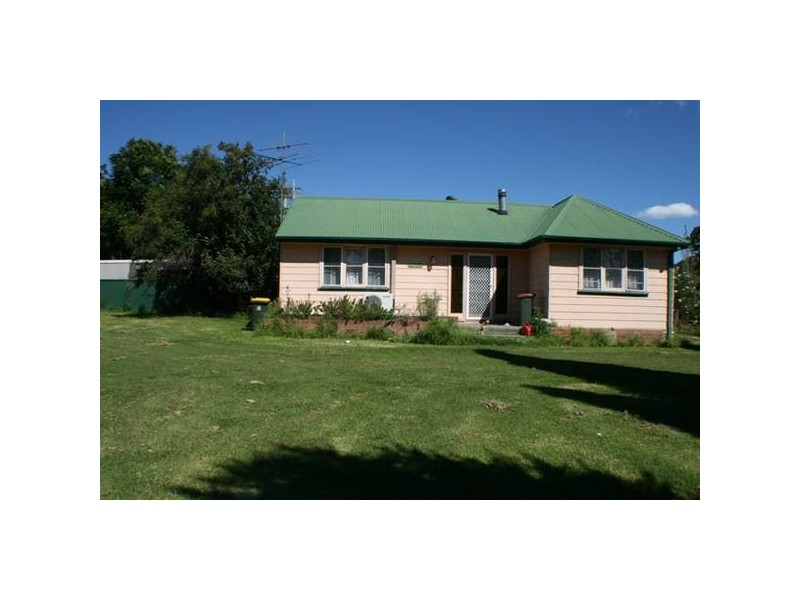 45 Lake Street, Thirlmere NSW 2572