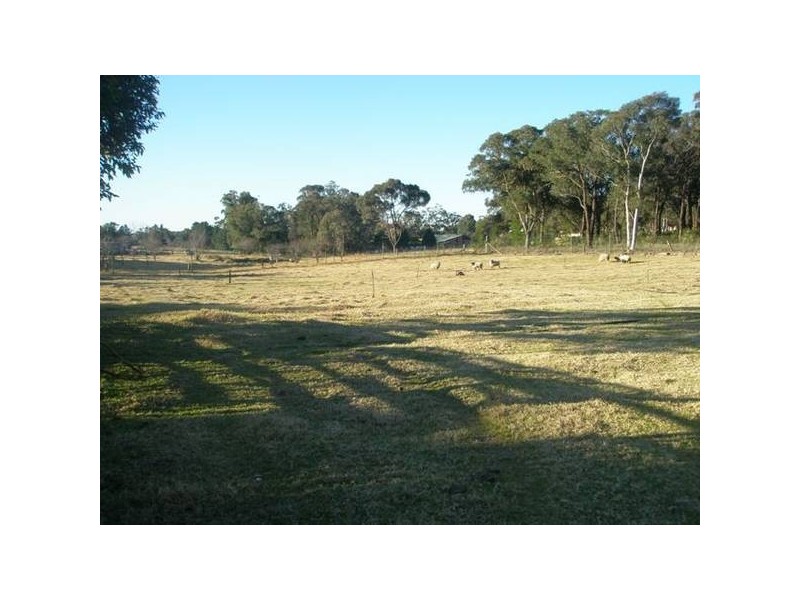 91 Lakes Street, Thirlmere NSW 2572