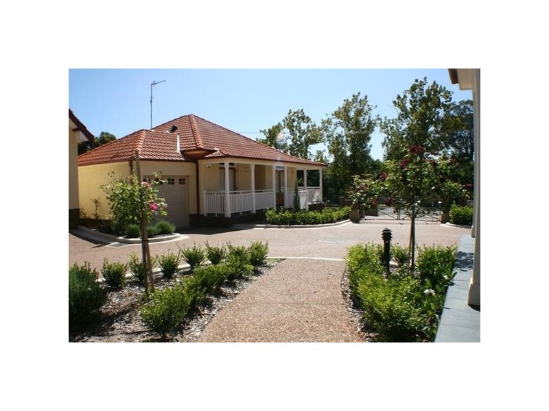 2/253-255 Argyle Street, Picton NSW 2571