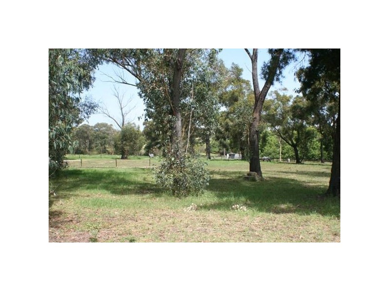 130 Station Street, Thirlmere NSW 2572