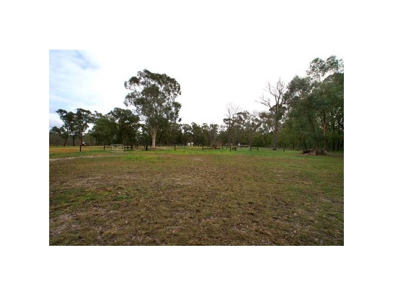 130 Station Street, Thirlmere NSW 2572