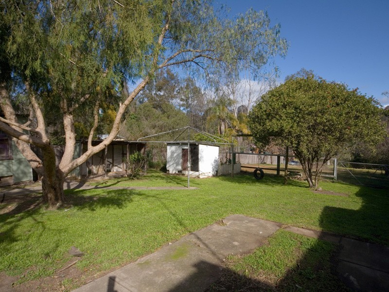 19 Campbell Street, Picton NSW 2571