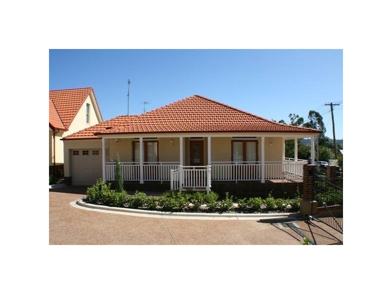 8/253-255 Argyle Street, Picton NSW 2571