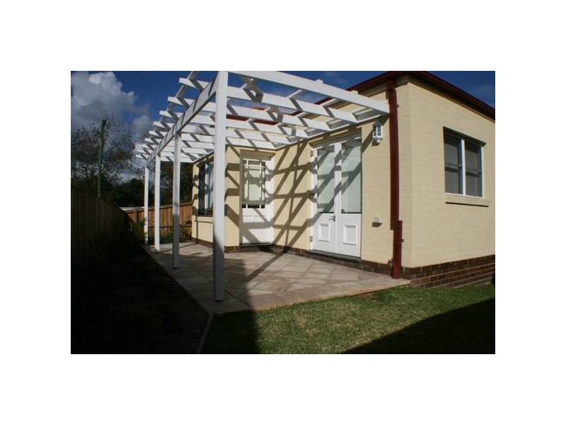 8/253-255 Argyle Street, Picton NSW 2571