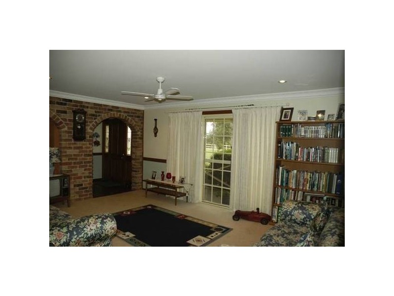 76 Myrtle Creek Avenue, Tahmoor NSW 2573