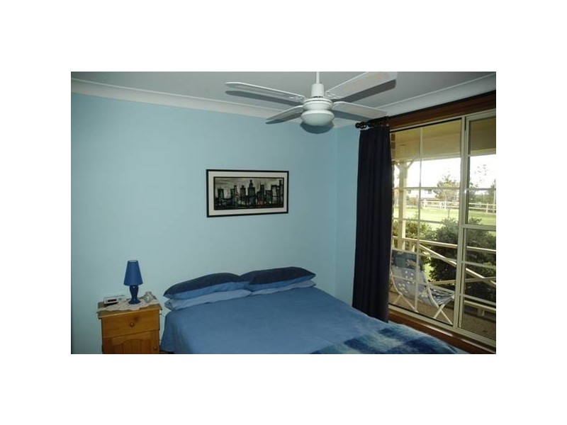 76 Myrtle Creek Avenue, Tahmoor NSW 2573